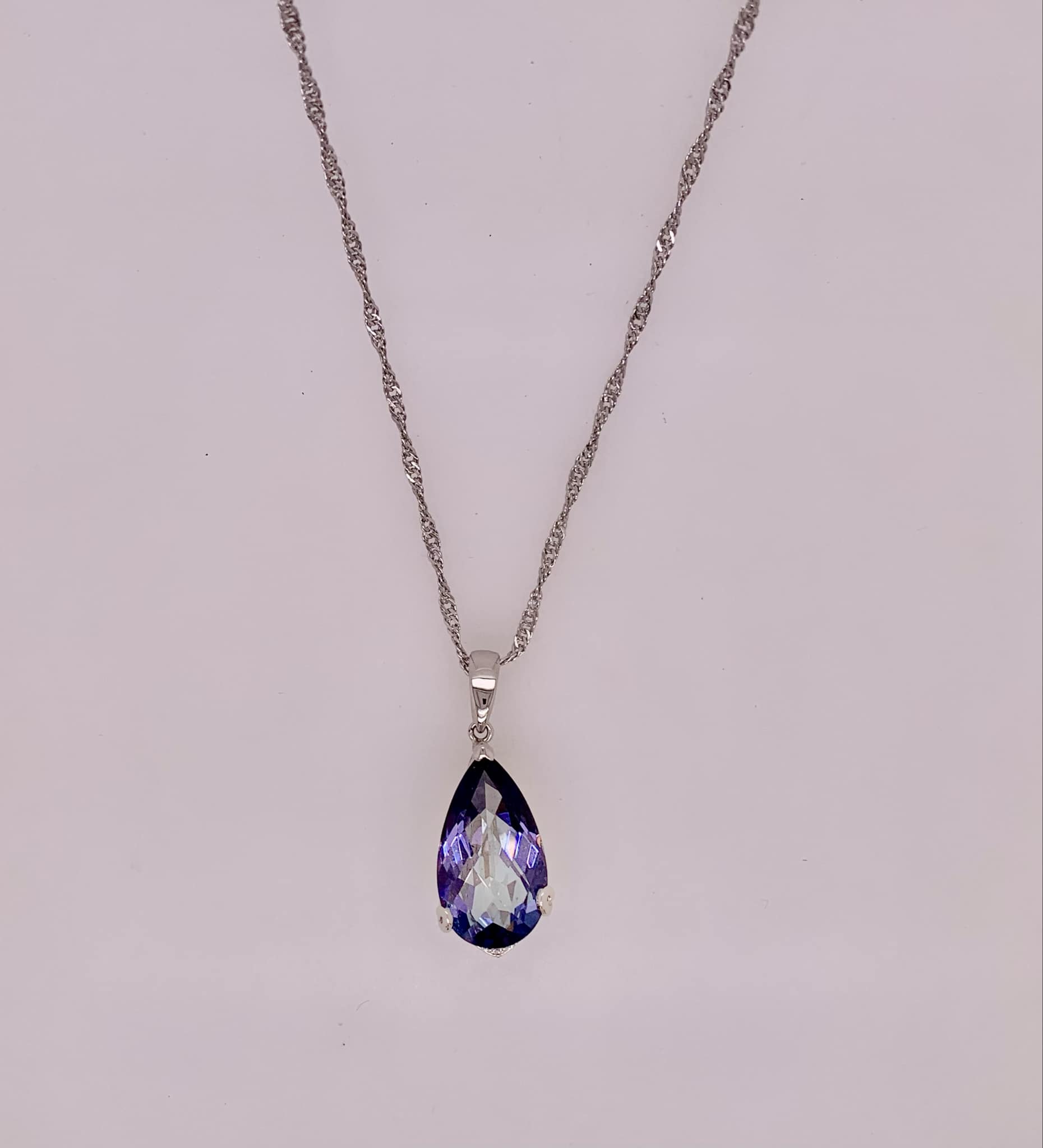 Fashion Teardrop Stone Necklace