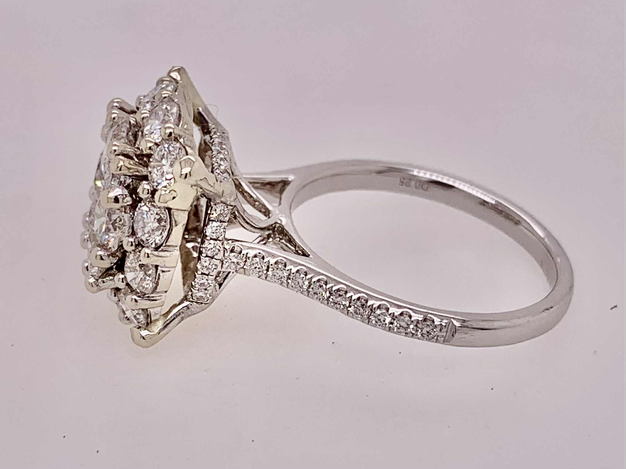 18K Diamond Cluster Ring