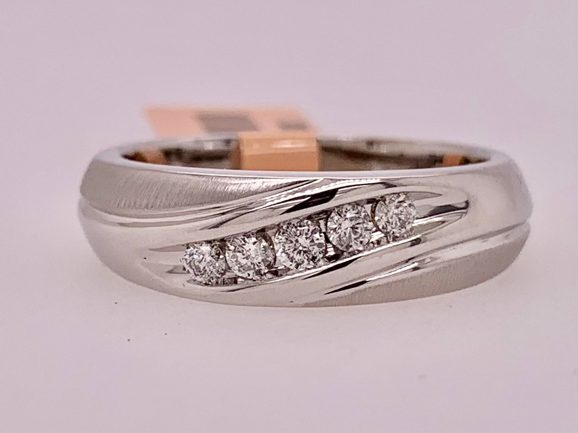 10K Gents Diamond Band