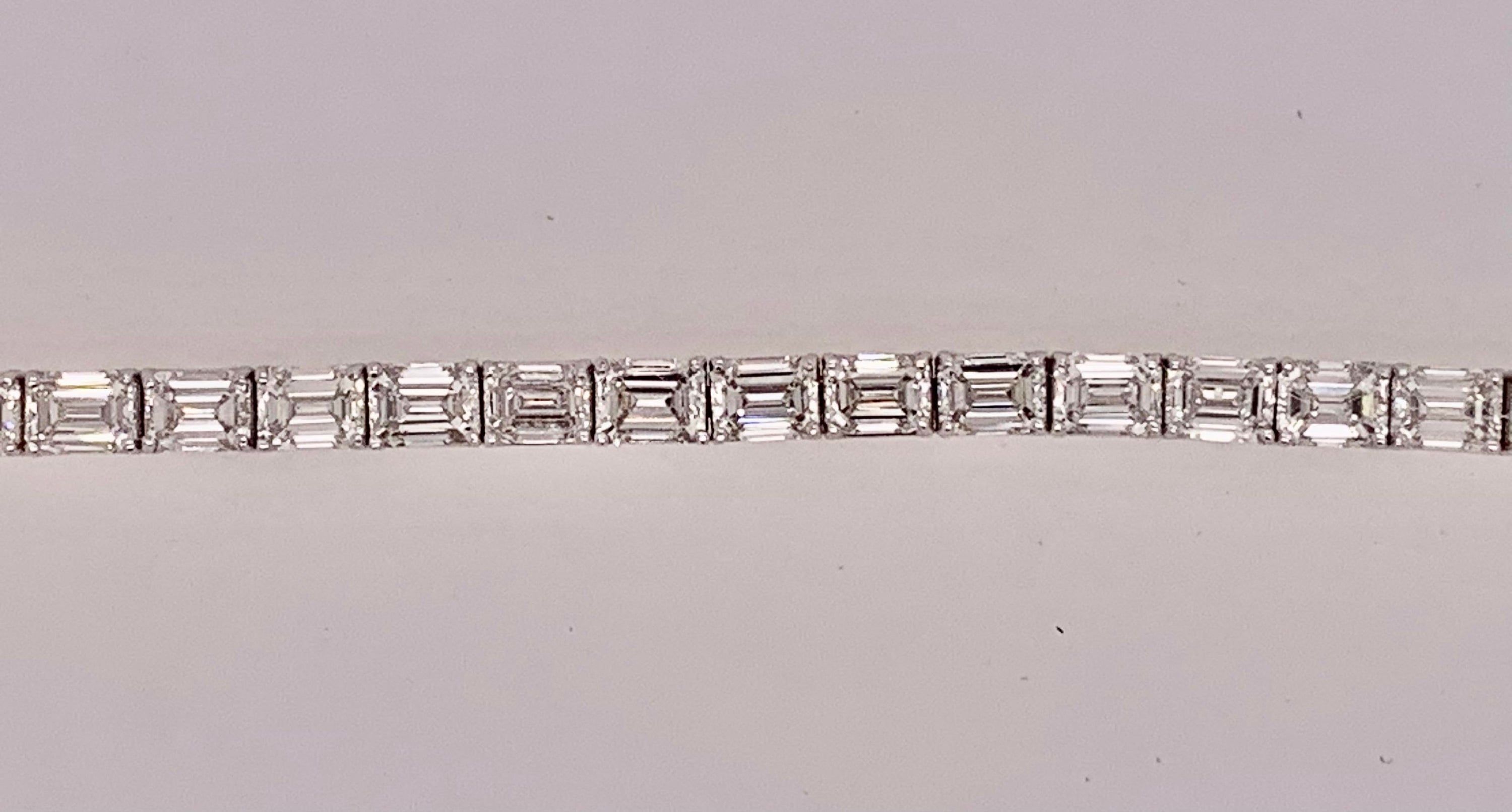 14K White Gold Emerald Cut Tennis Bracelet