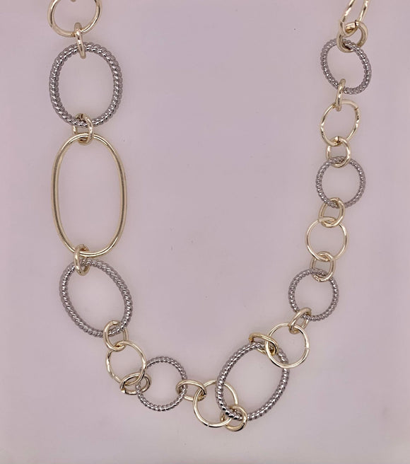Silver Tone Circle Chain Necklace