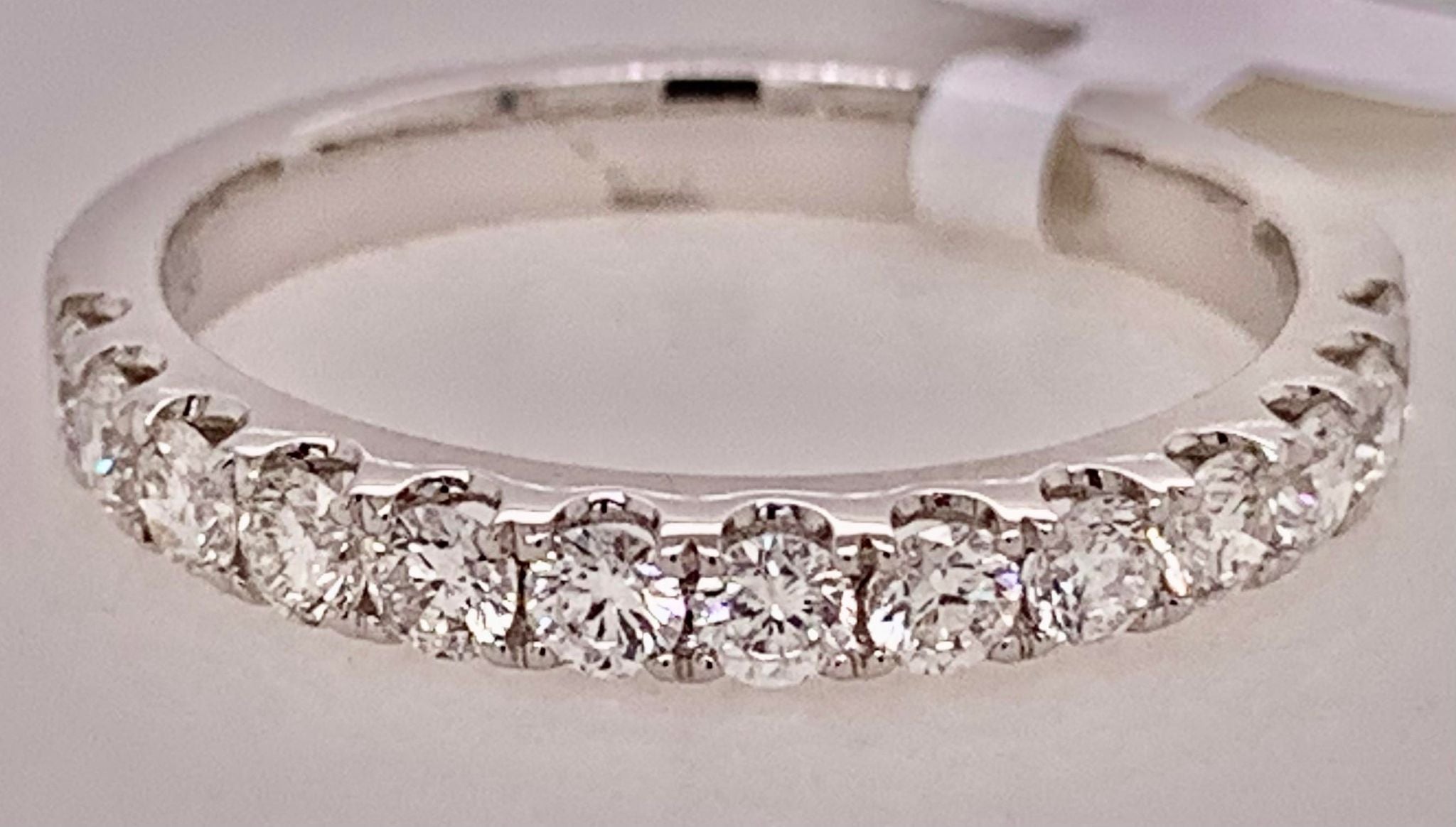 18K White Gold Band