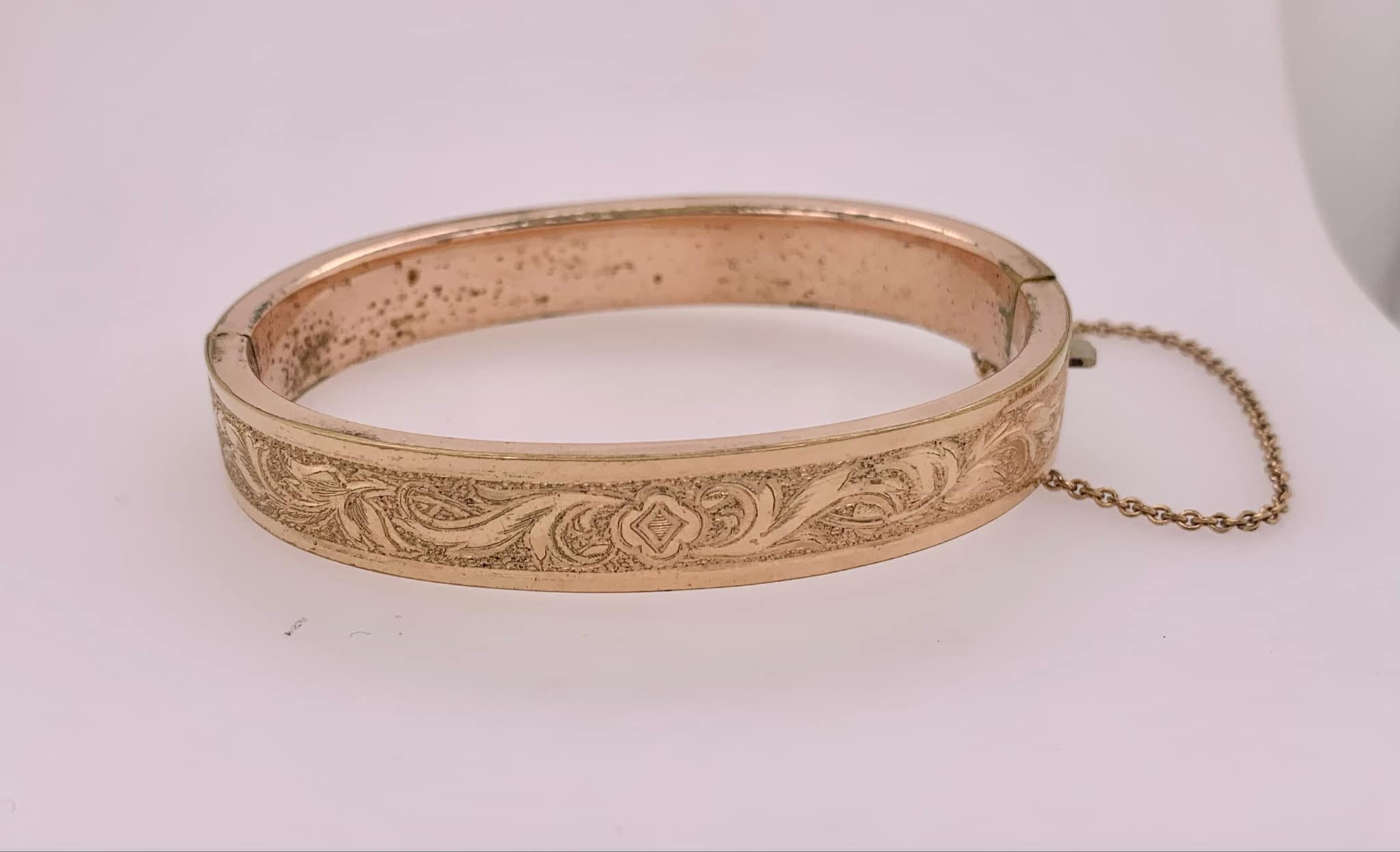 Vintage Estate Gold Filled Bangle