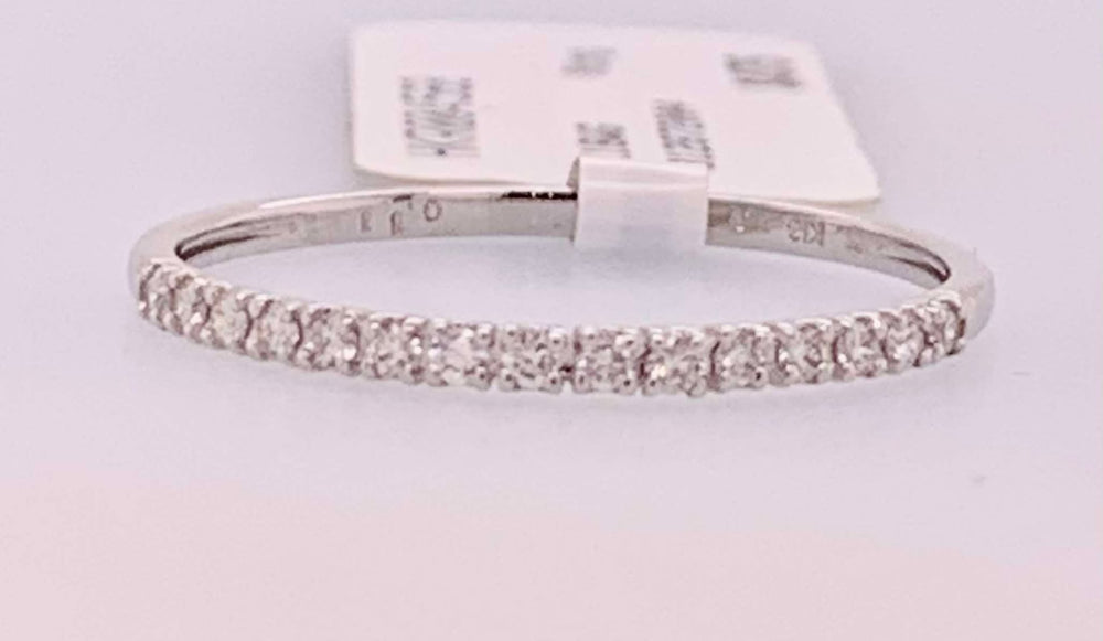 18K Diamond Anniversary Band