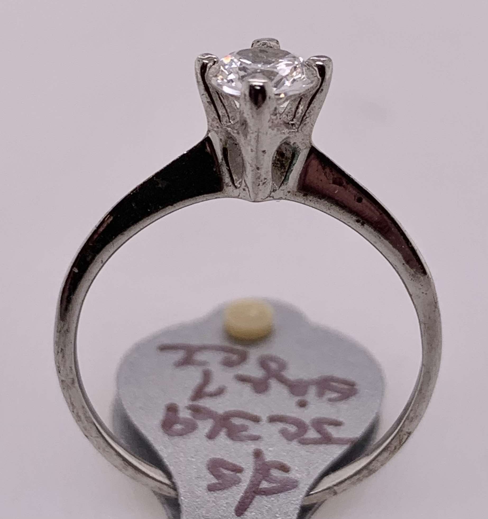 Sterling Silver Cubic Zirconia Solitaire Ring