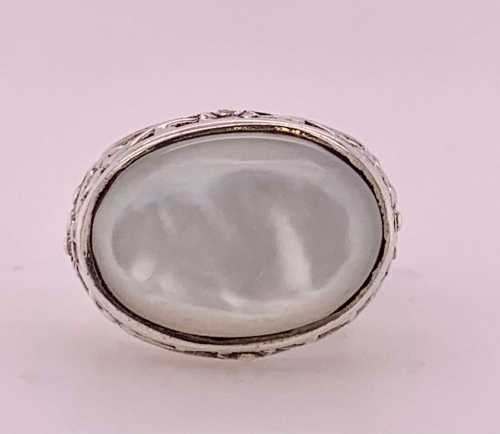 Sterling Silver Mother of Pearl Ring