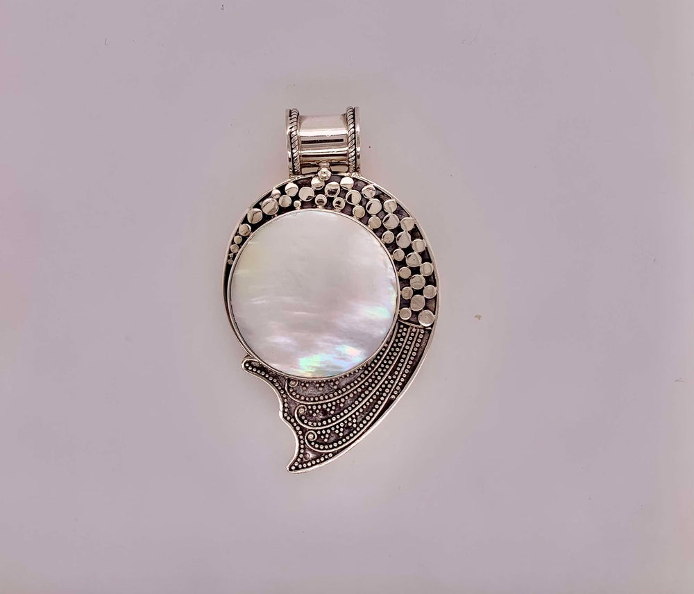 Estate Sterling Silver Mother of Pearl Pendant