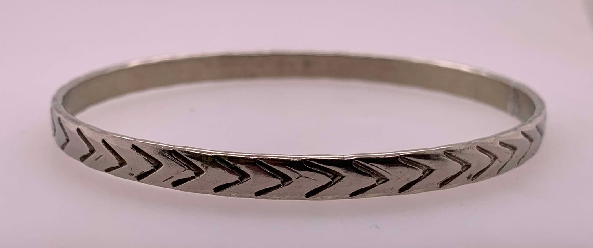 Estate Sterling Silver Slip-on Bangle