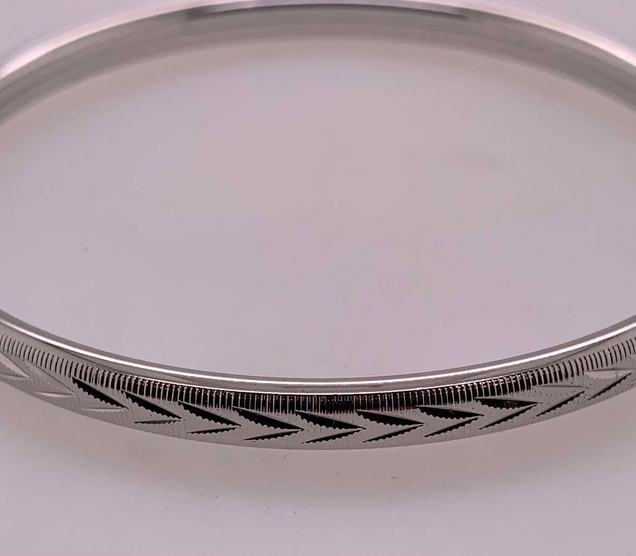 Estate Sterling Silver Bangle