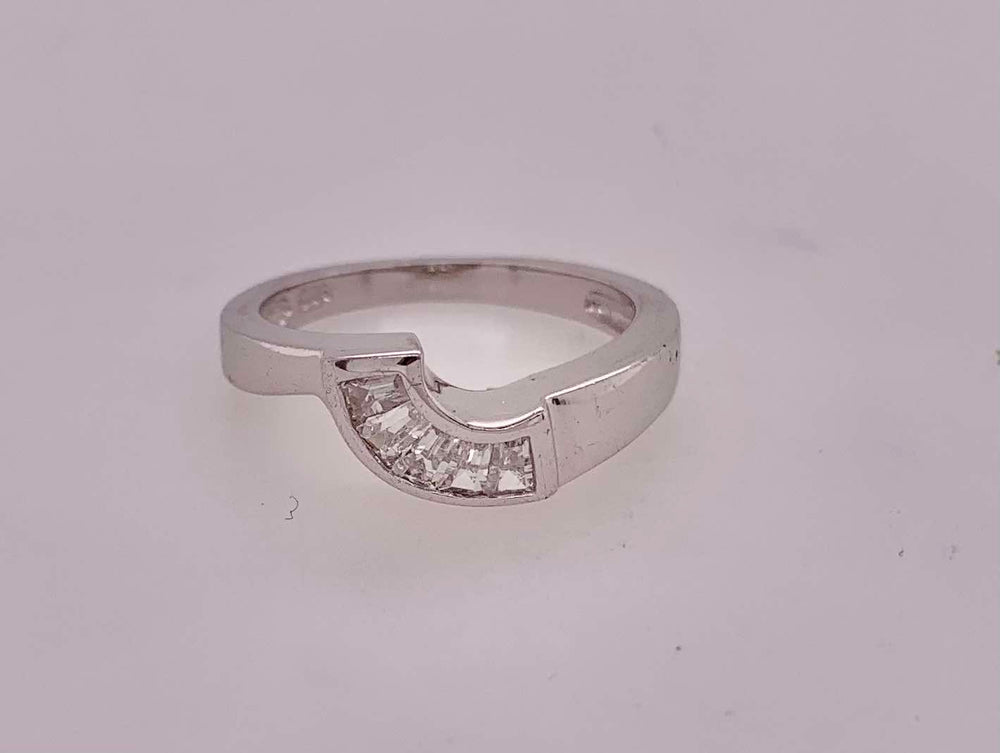 Estate Sterling Silver Cubic Zirconia Ring