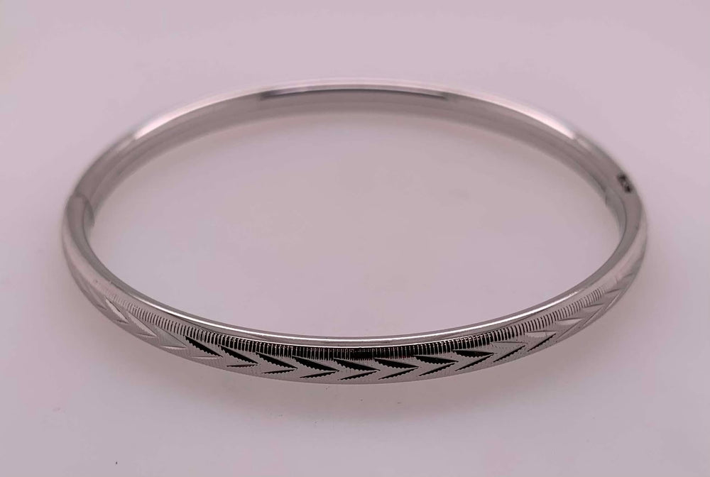 Estate Sterling Silver Bangle