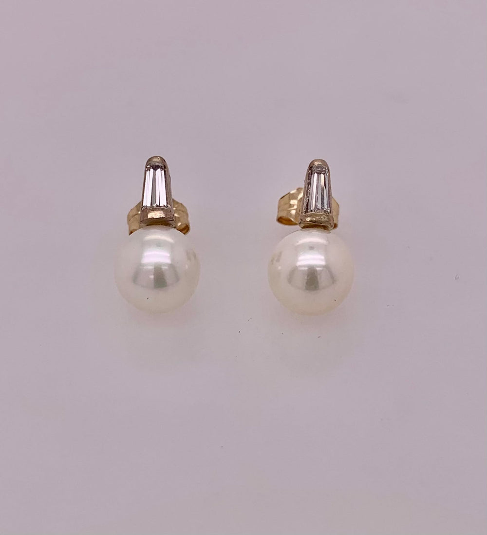 14K Gold Pearl Earrings