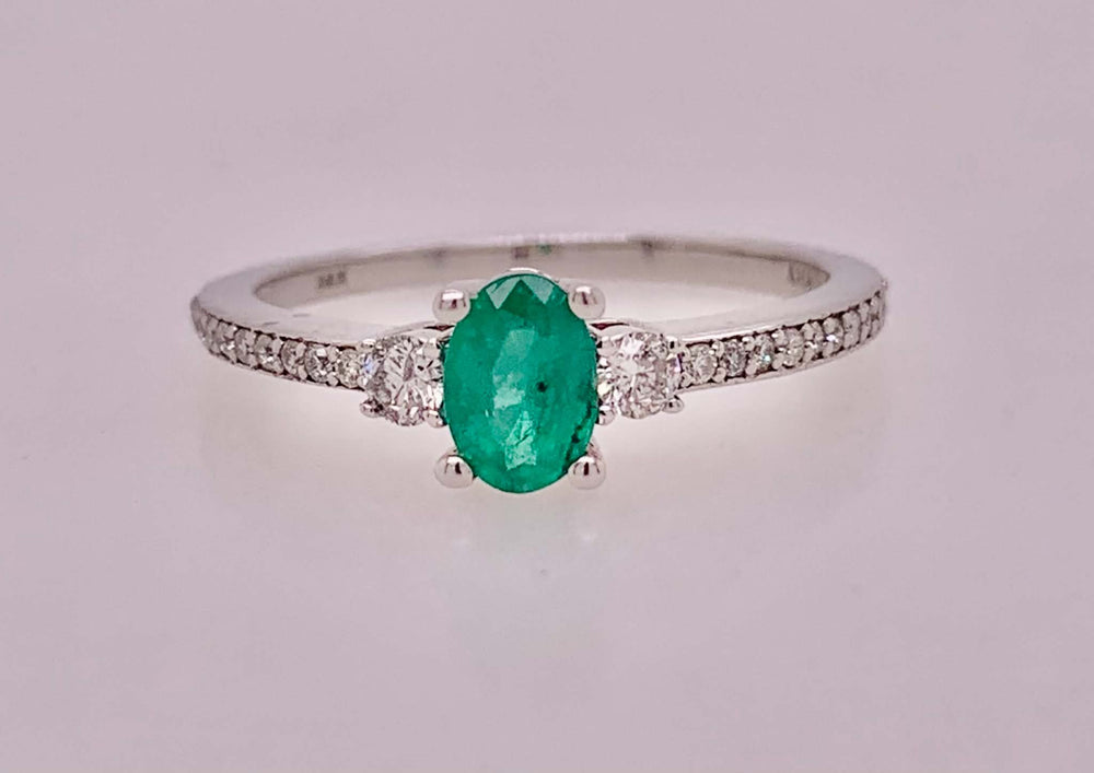 Emerald & Diamond Ring