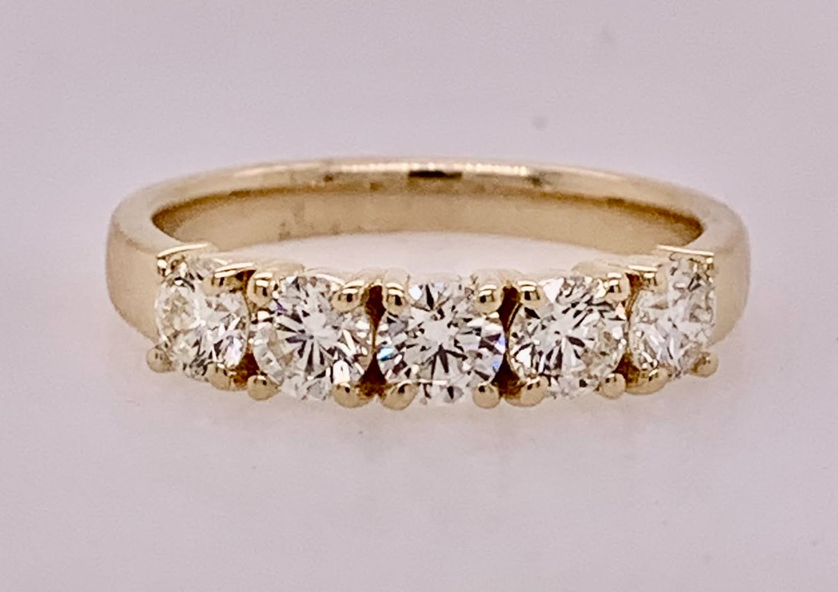 14K Diamond Band Ring