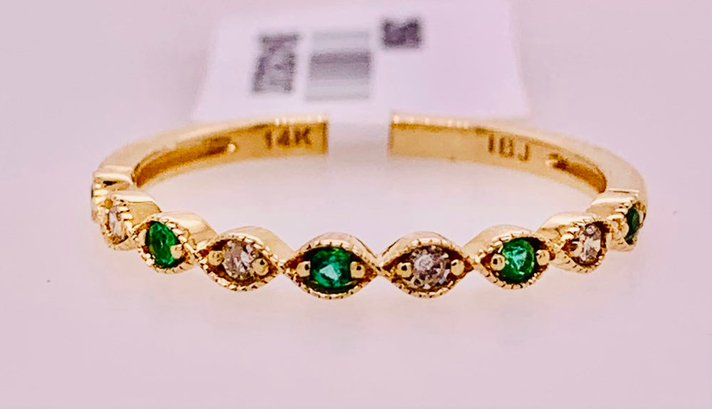 14K Emerald & Diamond Ring
