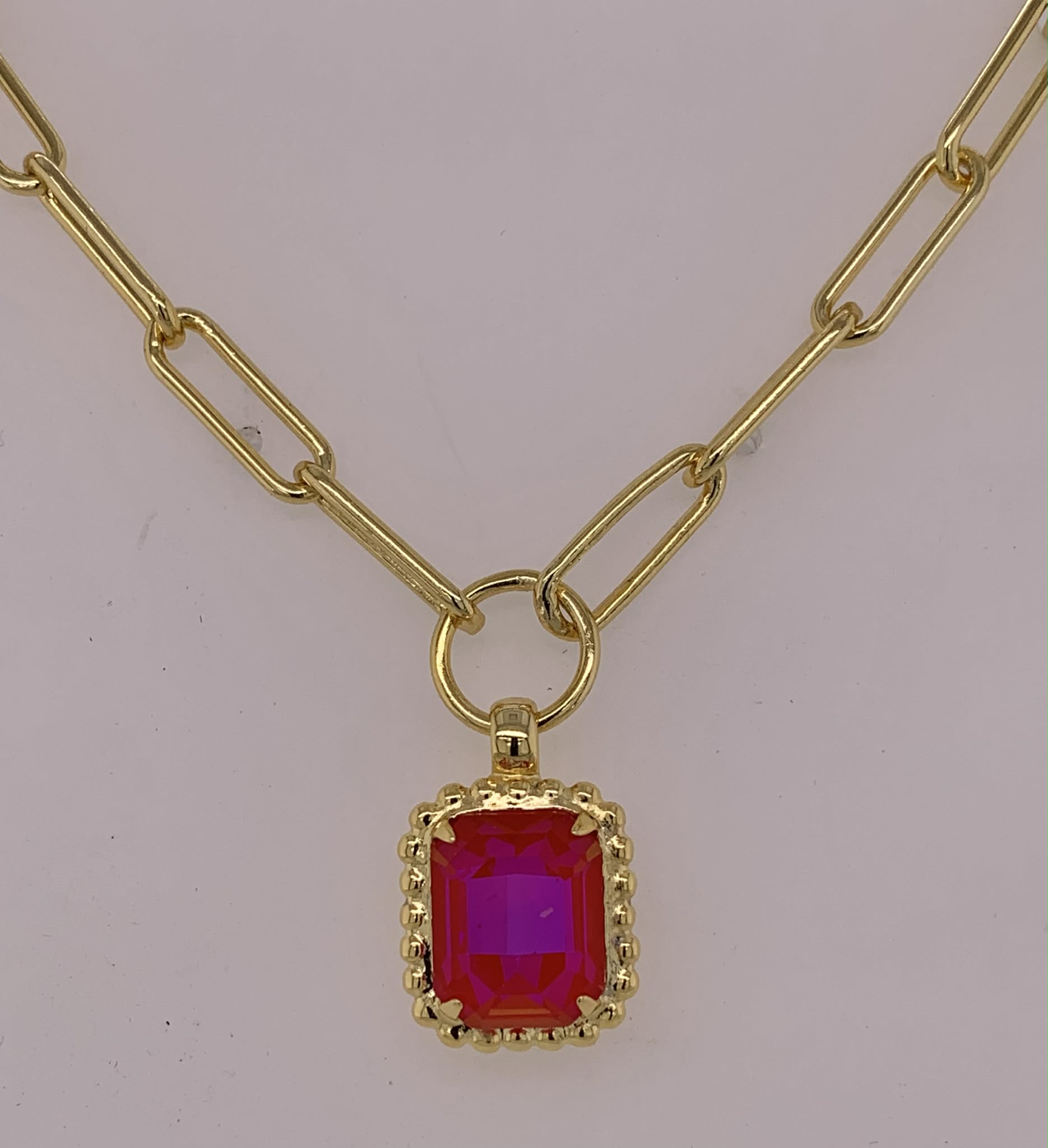 Octavia Scalloped Pendant Necklace