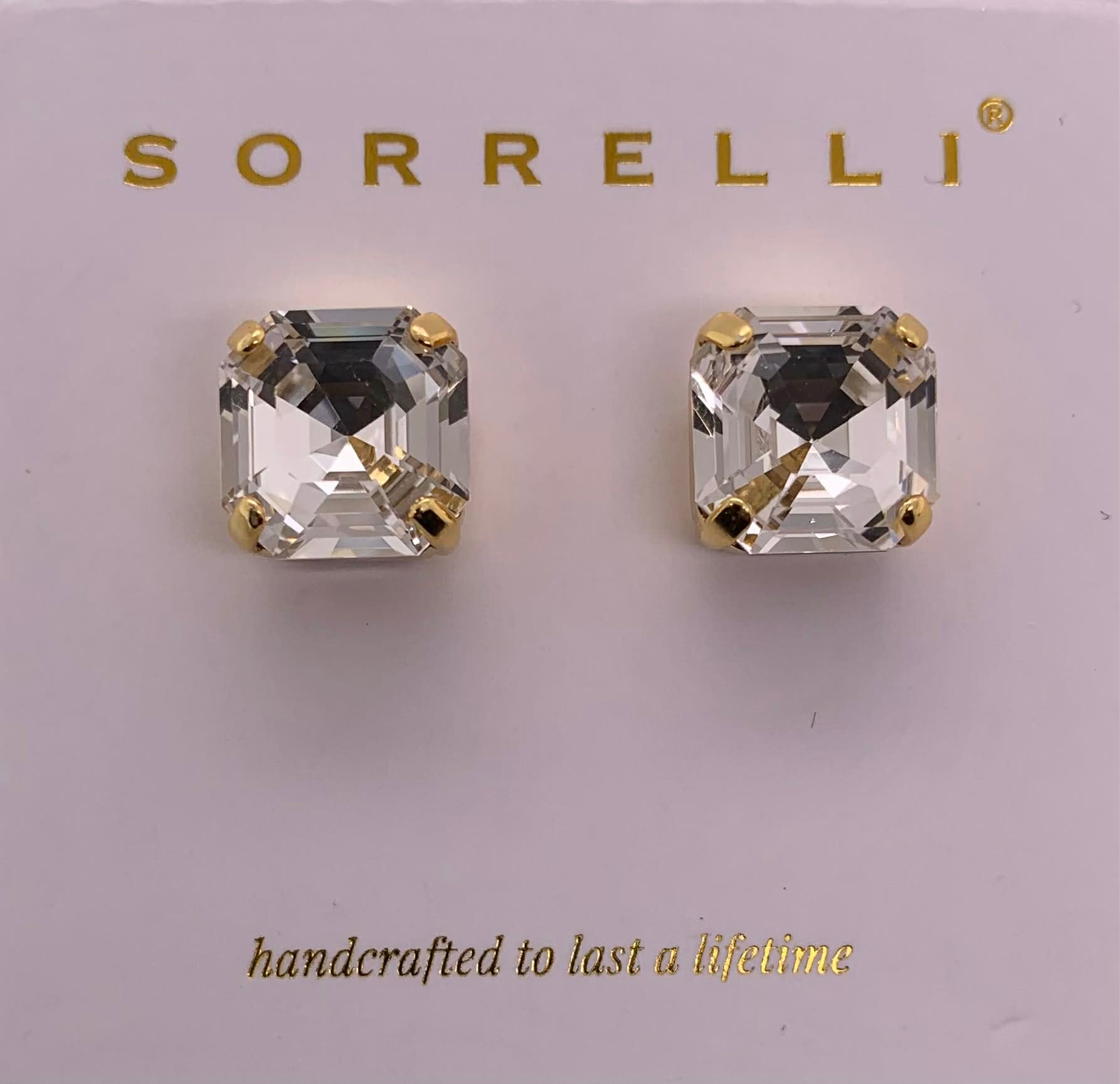 Izzy Stud Earrings