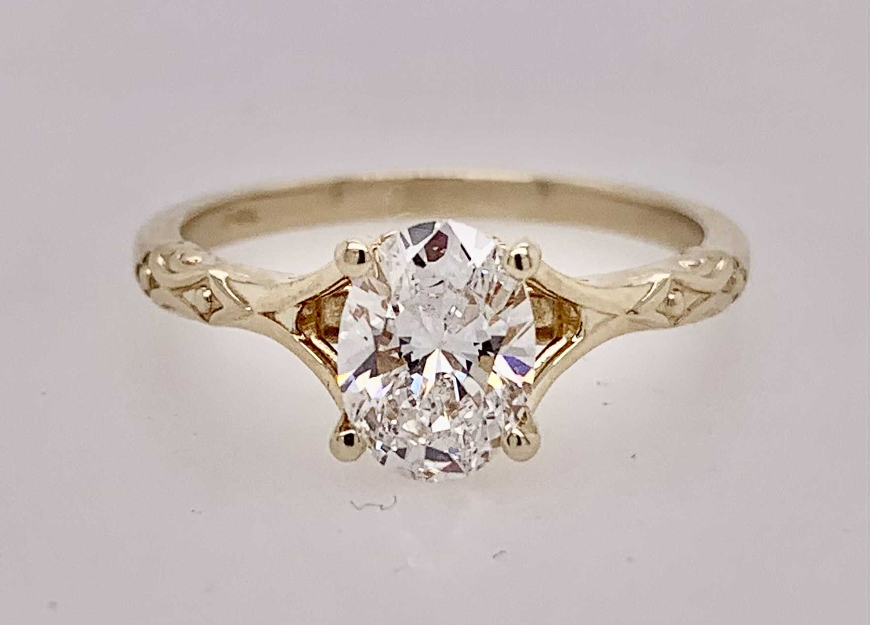 14K Lab Solitaire Ring