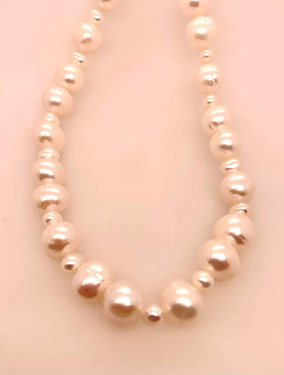 Continuous Freshwater Pearl Strand
