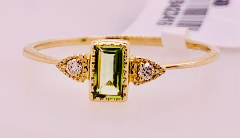 14K Peridot & Diamond Ring