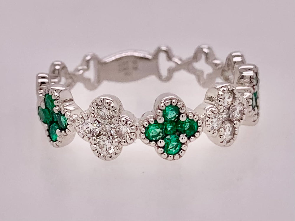 18K Gold Diamond & Emerald Band Ring