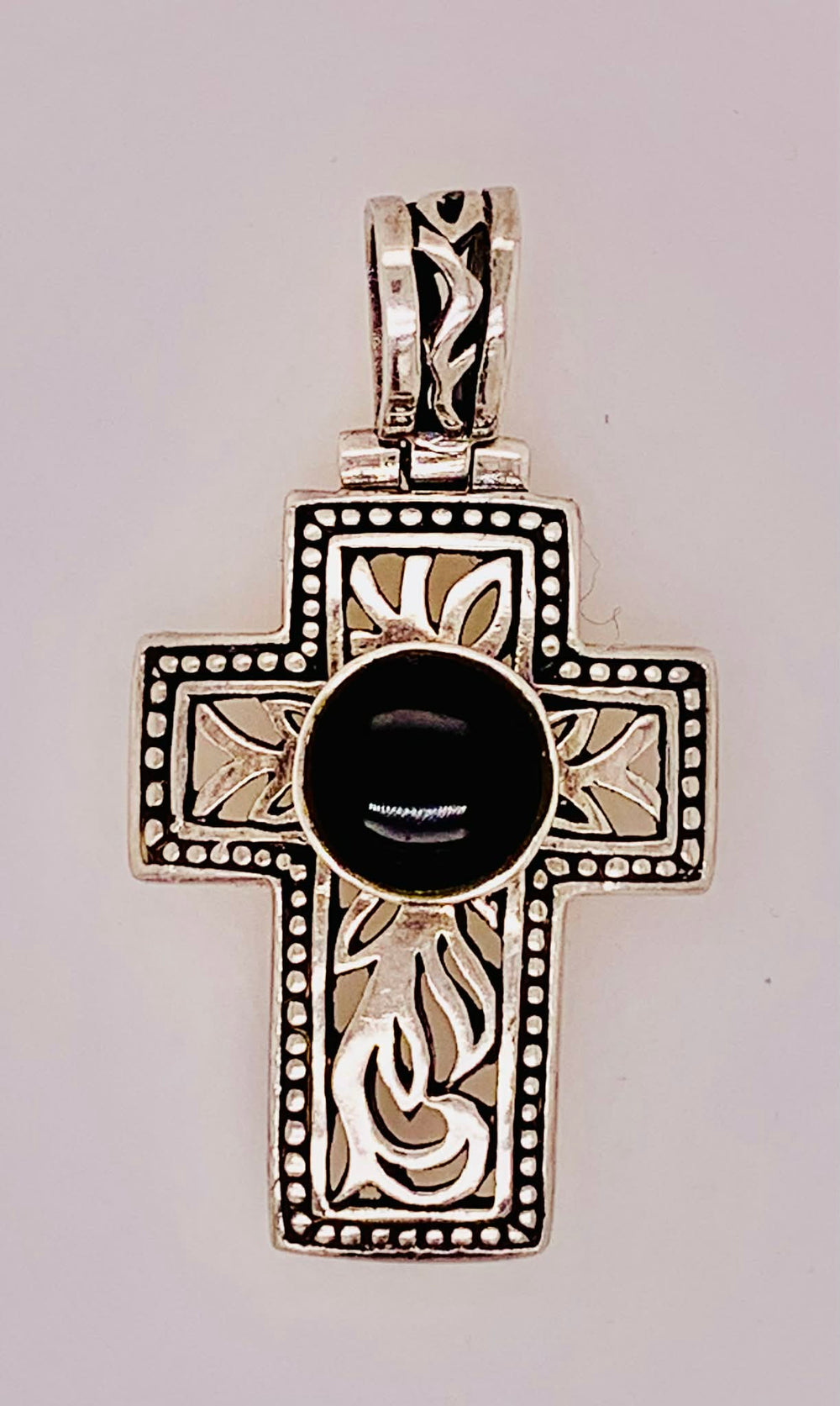 Estate Sterling Silver Black Oynx Pendant