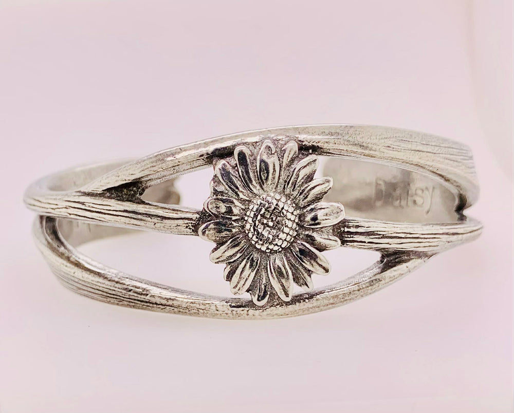 April Nouveau Flower of the Month Bracelet