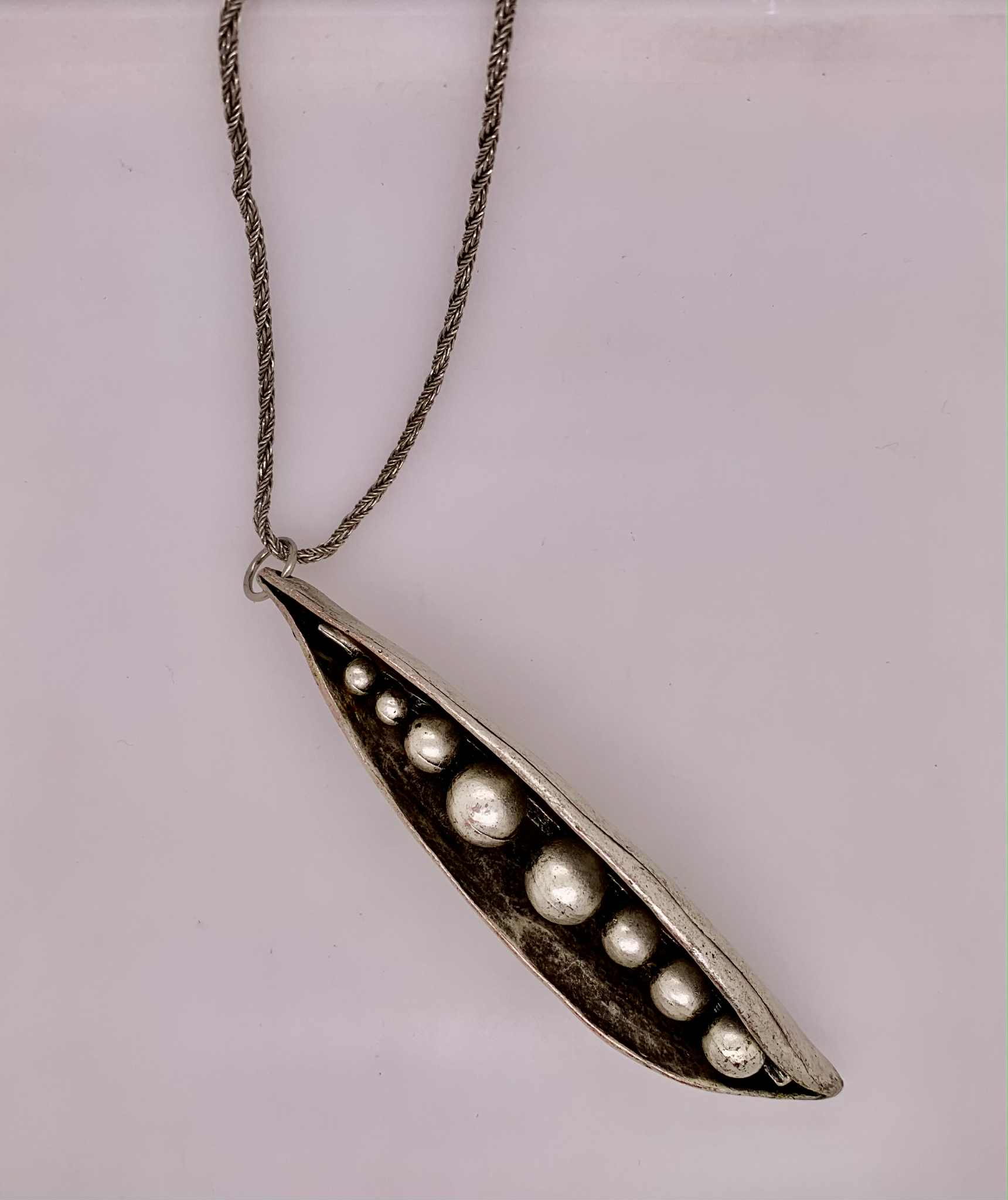 Estate Pea Pod Pendant