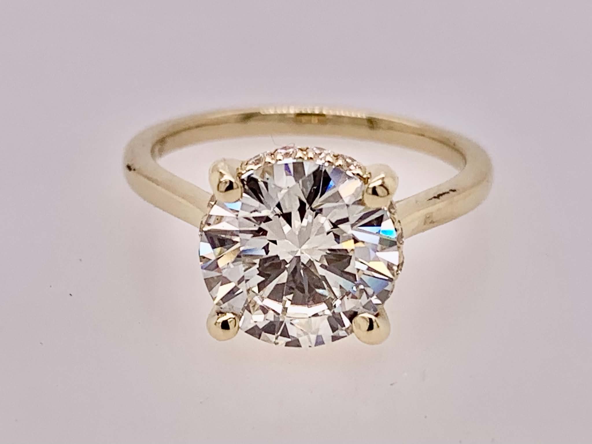 18K Solitaire LAB Diamond Ring