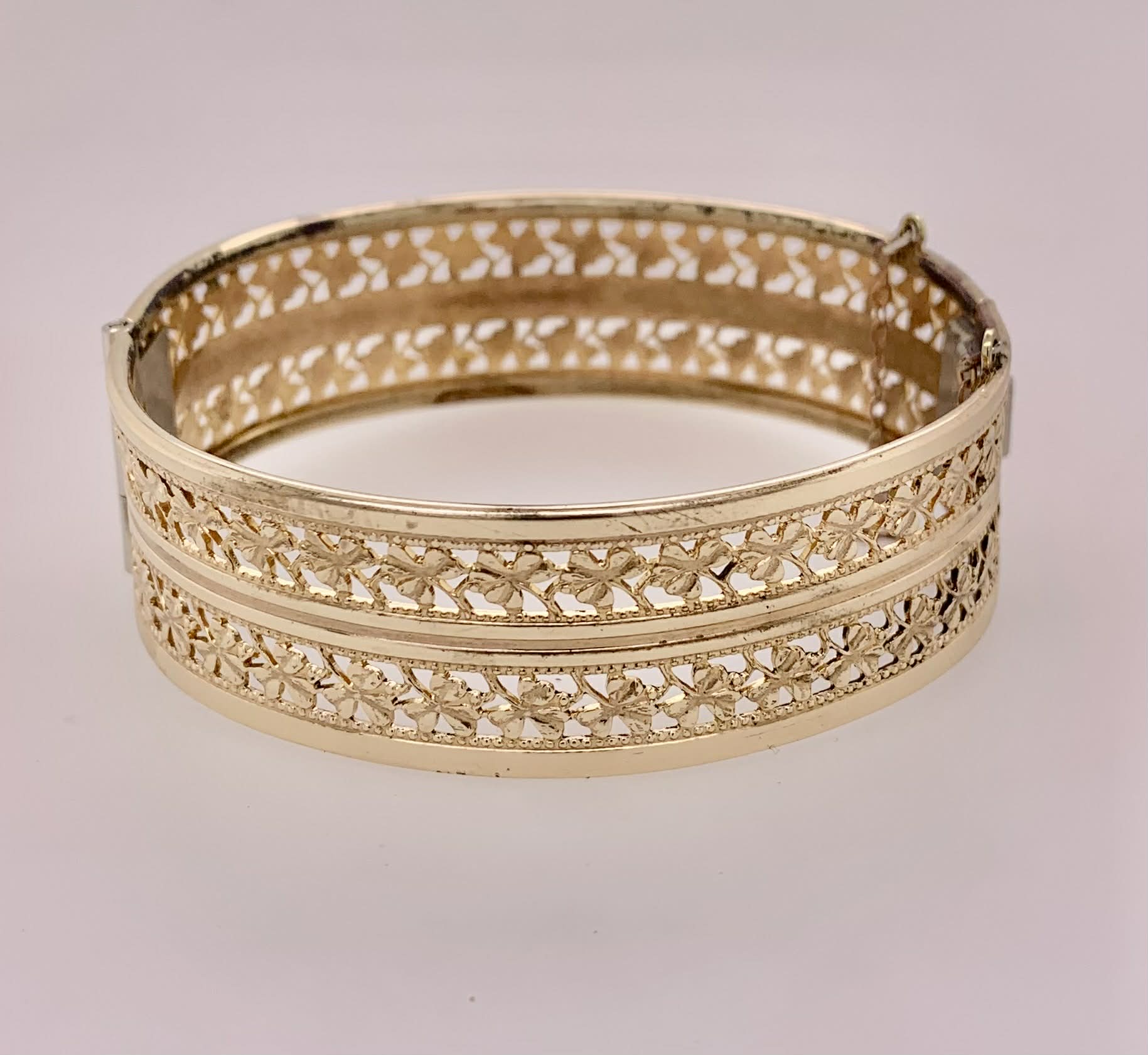 Vintage Estate Gold Filled Bangle