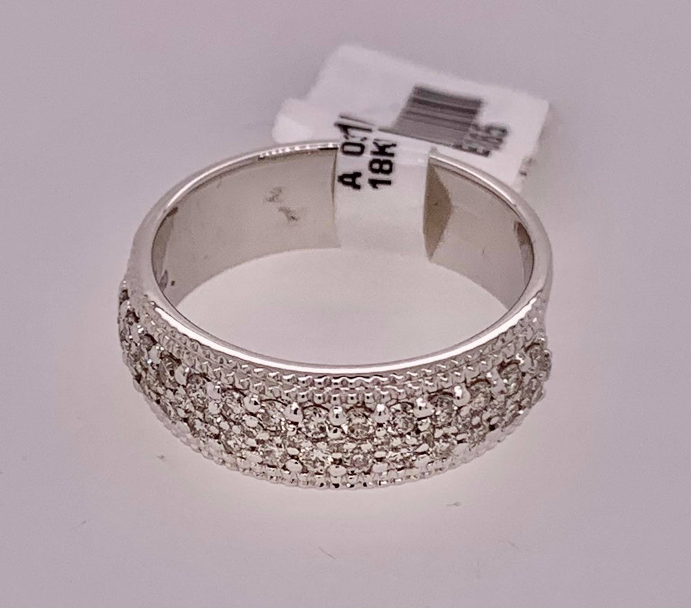 18K Diamond Ring