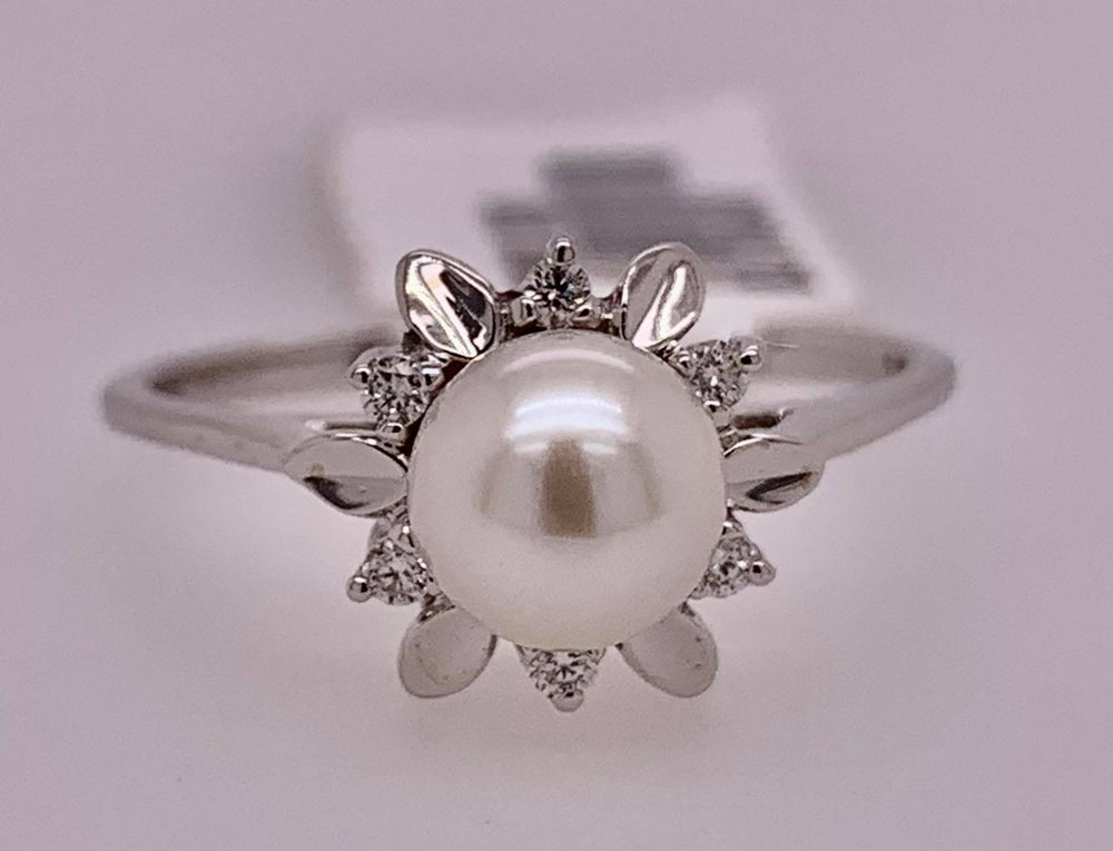 14K Pearl & Diamond Ring