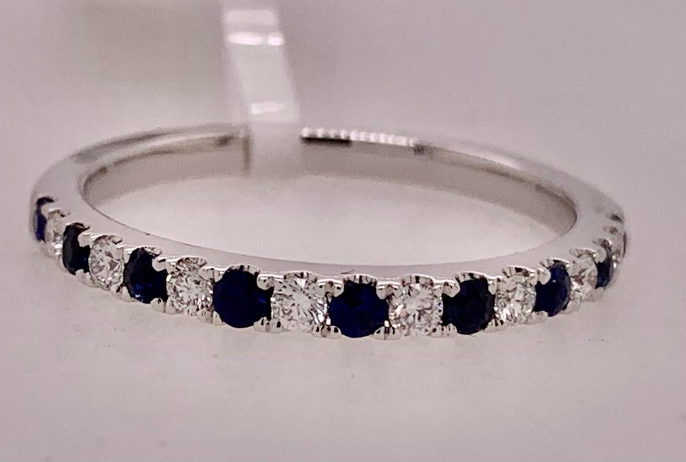 18K Diamond & Sapphire Band