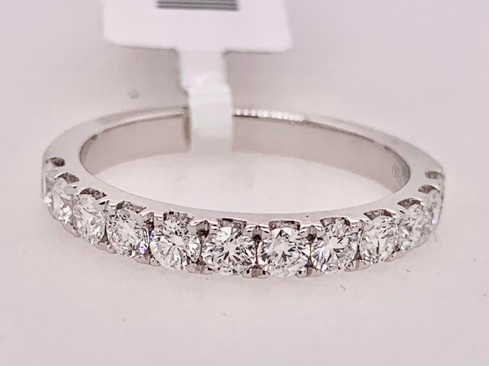 18K WHITE GOLD DIAMOND BAND