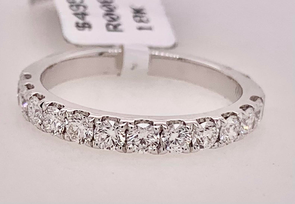 18K White Gold Diamond Band