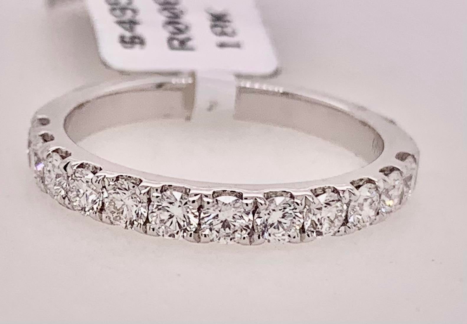 18K White Gold Diamond Band