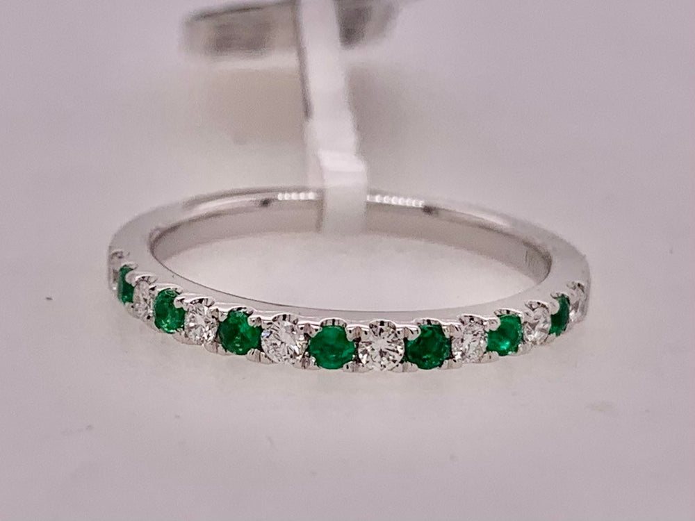 18K Diamond & Emerald Band