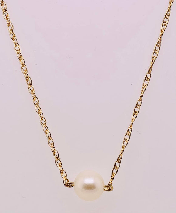 Single Freshwater Pearl Necklace