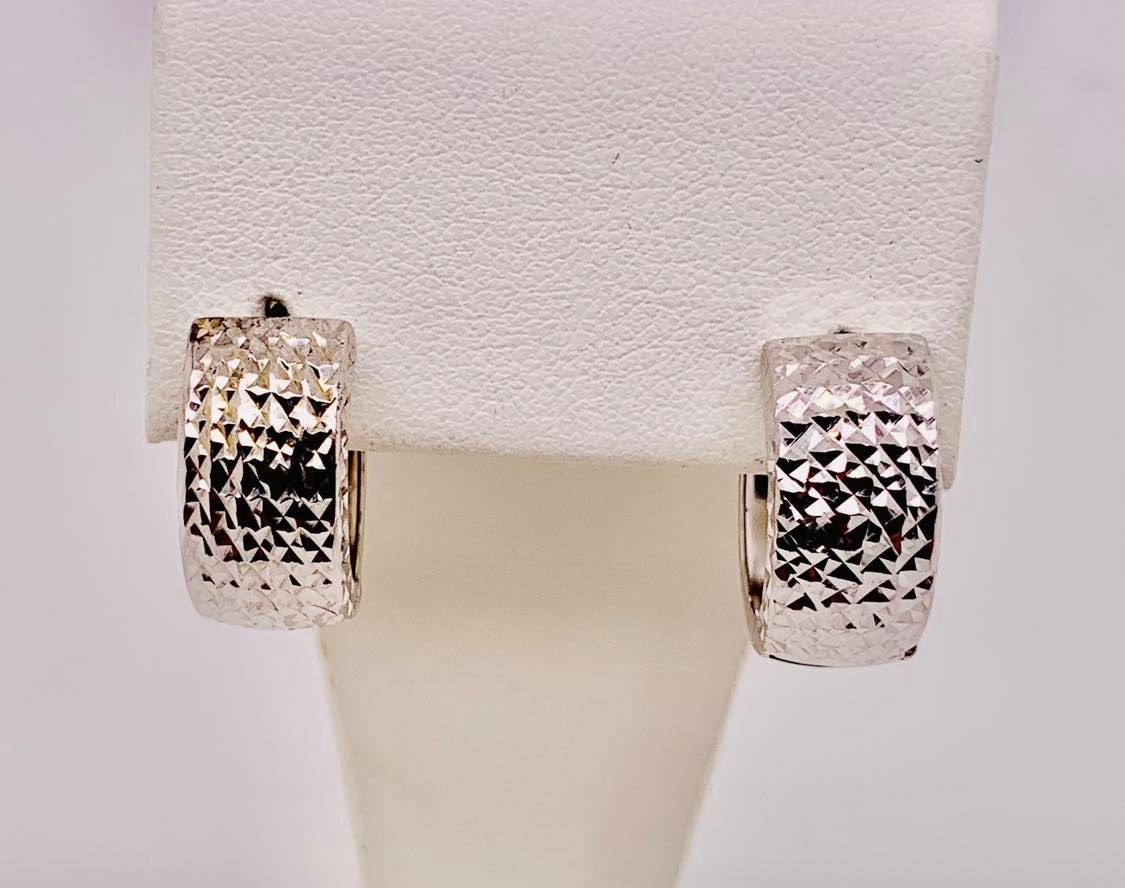 Sterling Silver Diamond Cut Hoop Earrings