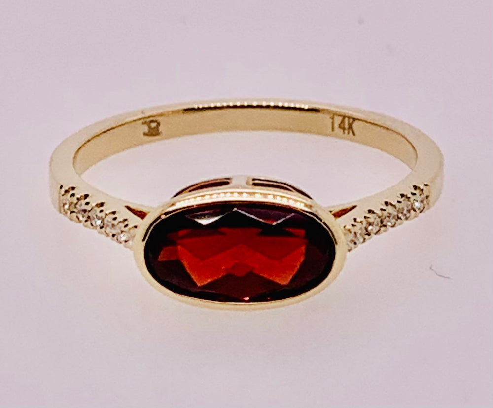 14K Diamond and Garnet Ring