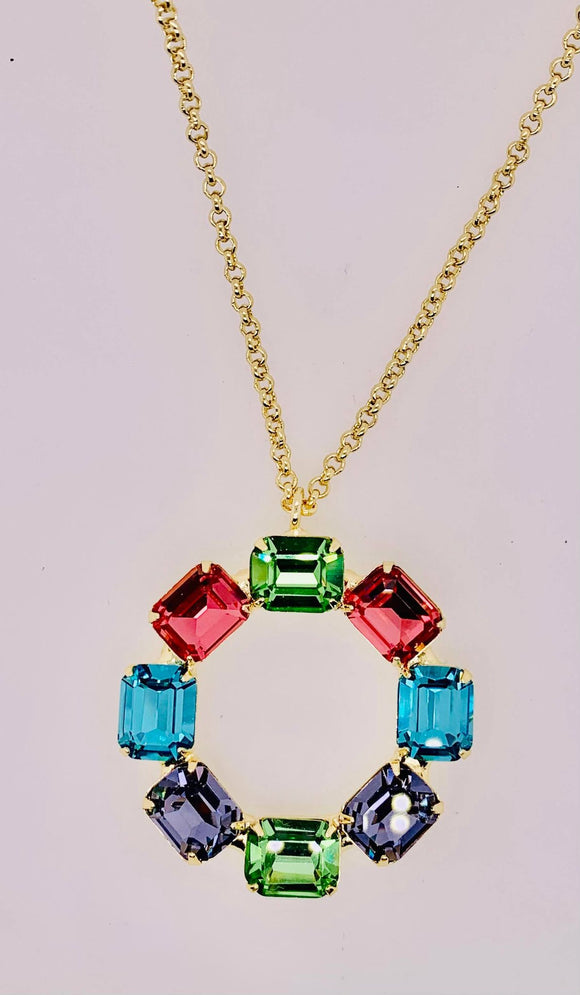 Octavia Pendant Necklace