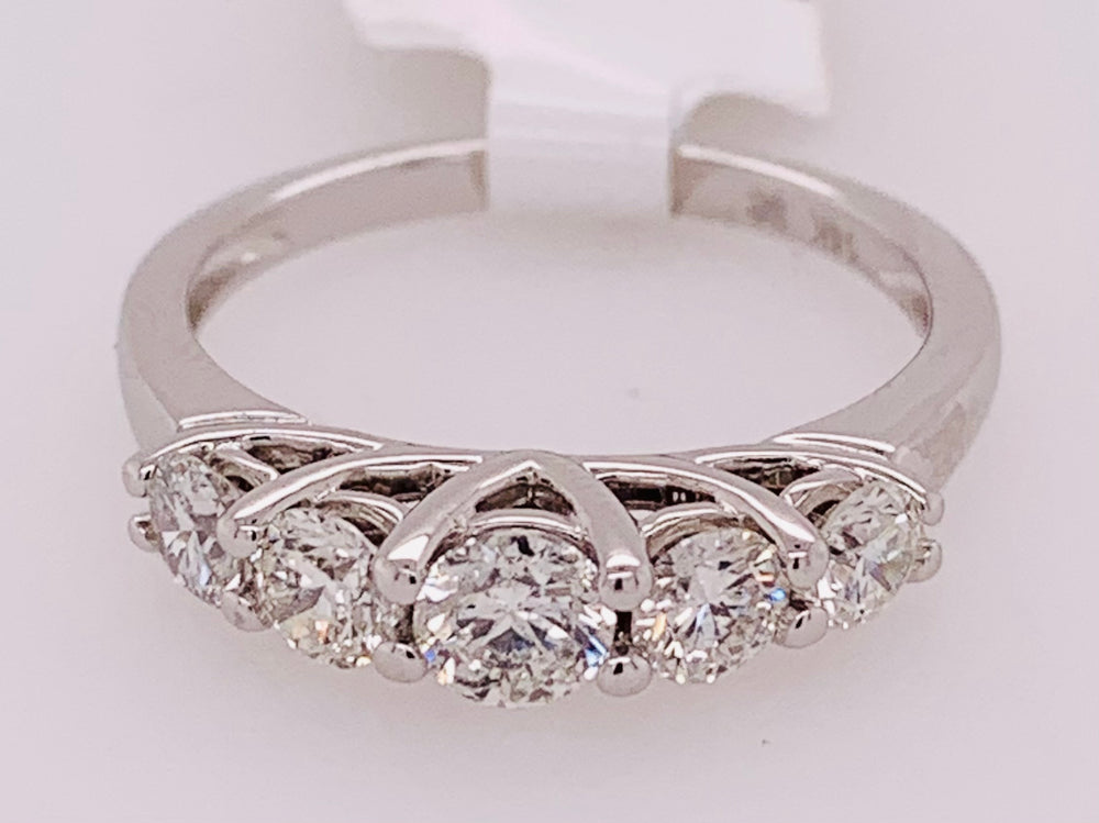 Diamond Anniversary Band