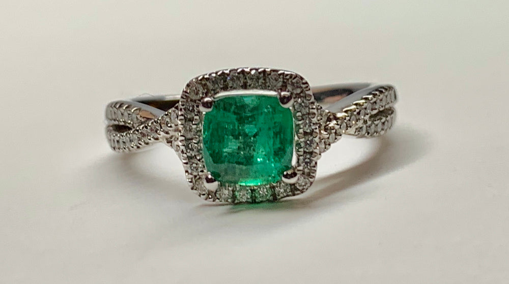 14K White Gold Emerald & Diamond Ring