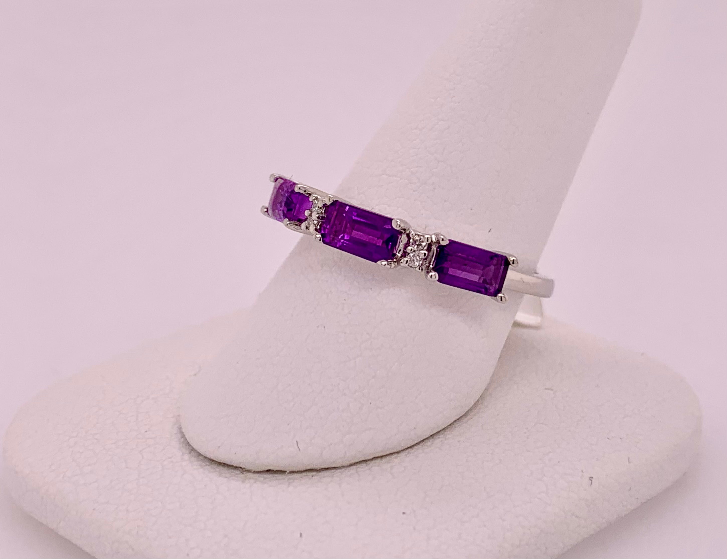 14K Gold Amethyst & Diamond Ring