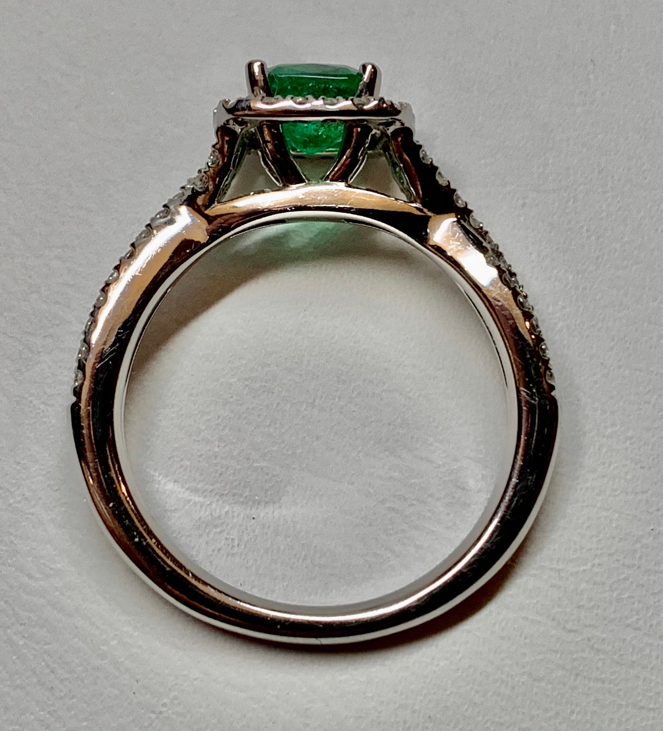 14K White Gold Emerald & Diamond Ring