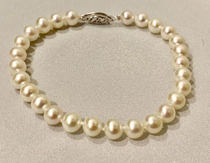 6-9 MM  Freshwater Pearl Bracelet
